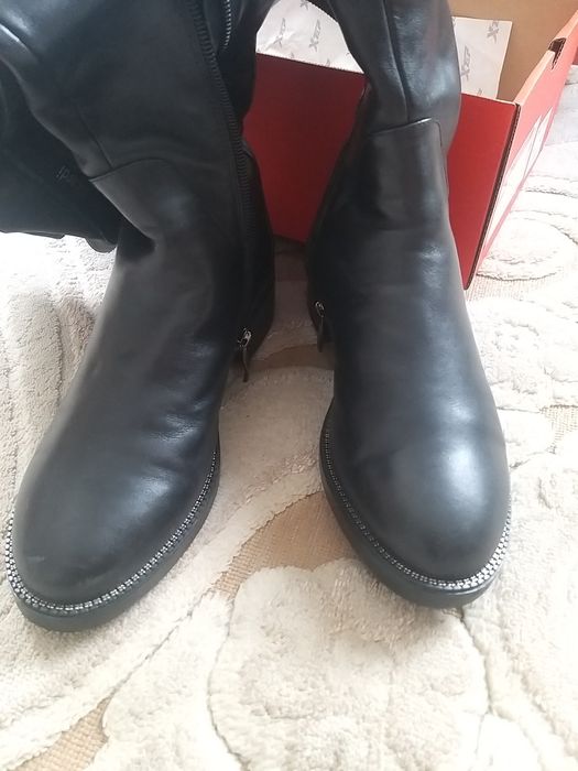 Продам сапоги жен. 36р