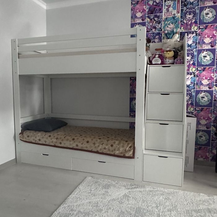 Кровать двух этажная