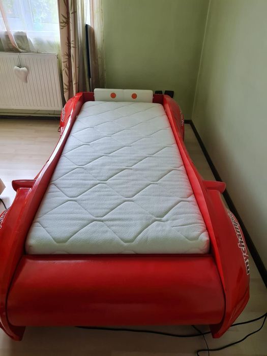 Pat în forma de McQueen