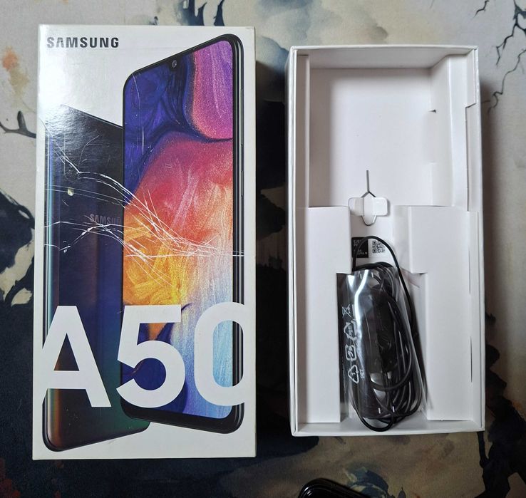 Смартфон Samsung A50, 128 GB