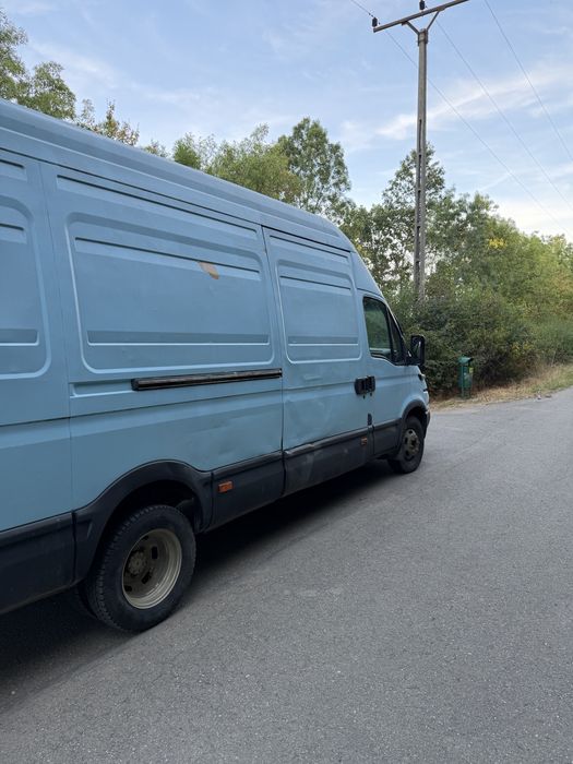Vând iveco Daily 2.3 HPI