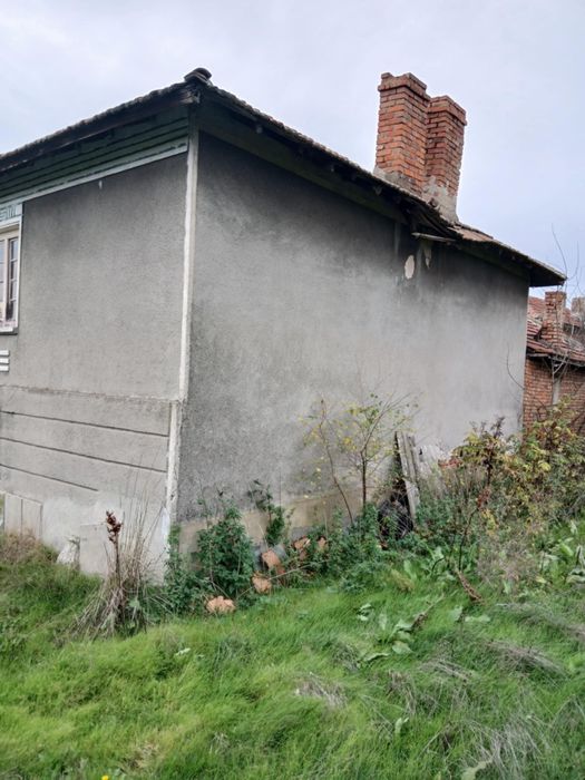 Продава се Къща в с. Априлово, Област Стара Загора - 140 кв.м за 53 €/кв.м - Снимка #1