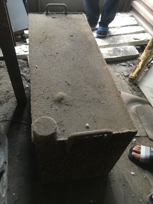 Требуется продажа бака. Бак литров 70-80