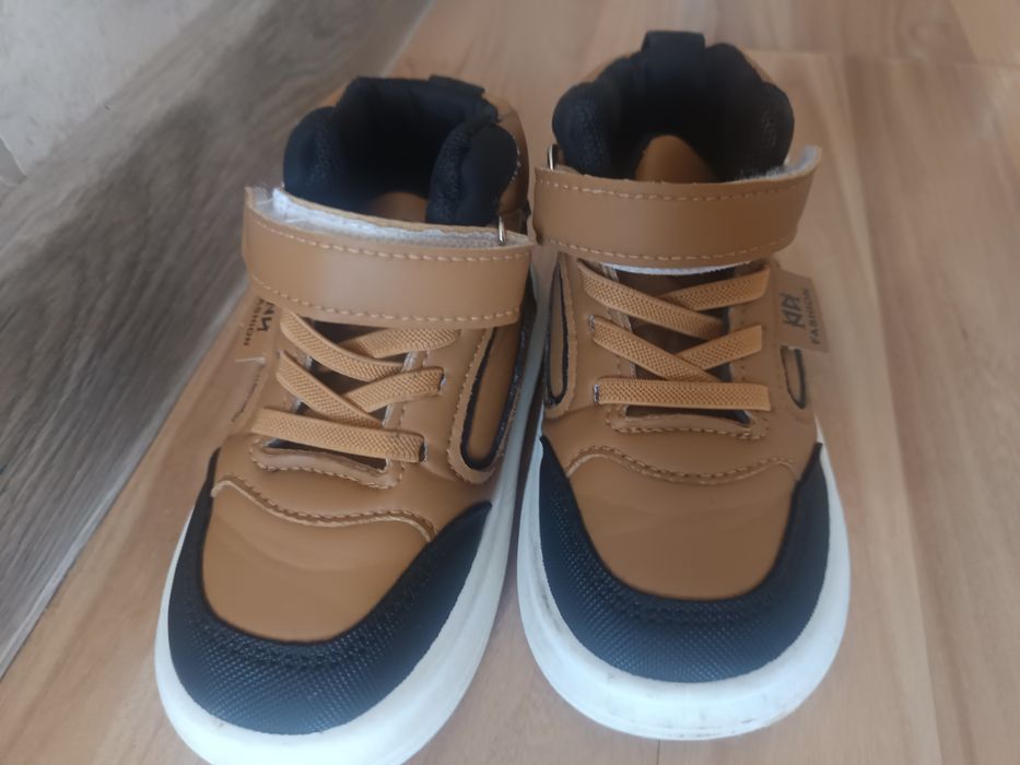 Ботинки 24 размер