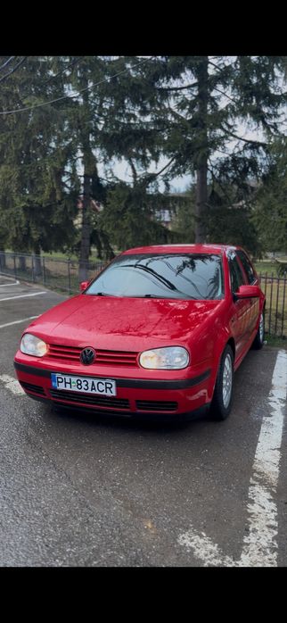 Se vinde golf 4