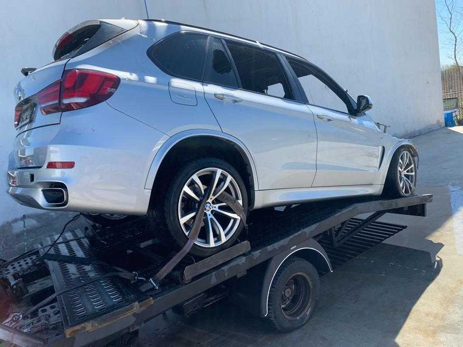 DEZMEMBREZ BMW X5 F15 3.0d M50d 381cp m pak Motor Cutie Bara Far Usa