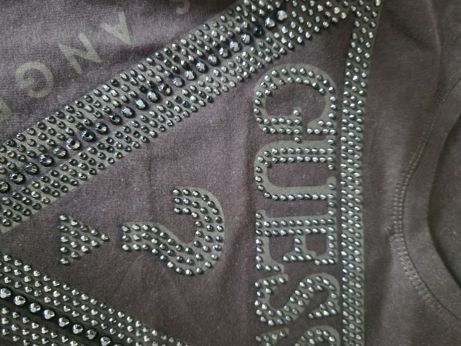 Тениска Guess нова с камъни