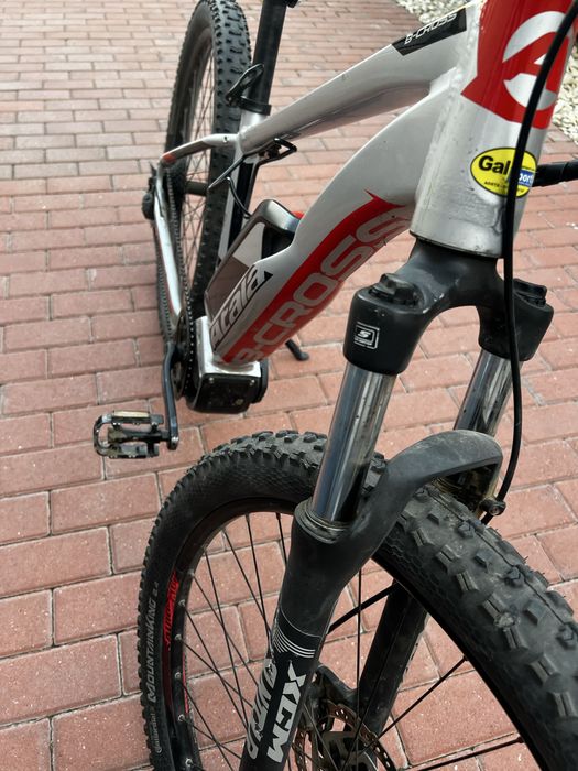 Bicicleta electrica atala b cross adulti