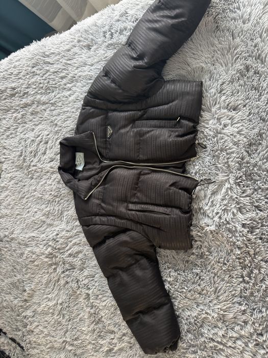 2 в 1 Яке и елек модел на Prada