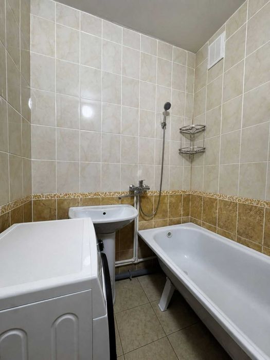 Продам 3х комн кв Нурсити 2мкр