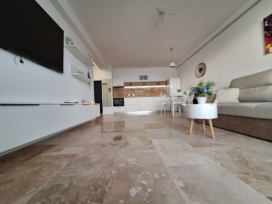 Apartament pe malul marii