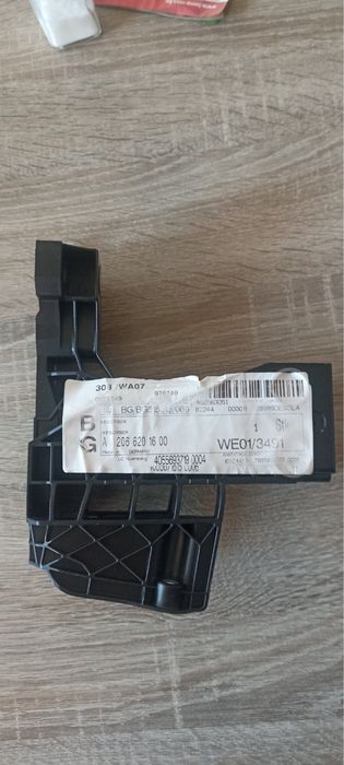 Преден Десен Армотисьор,Държач за Mercedes Benc C-class w206,s206,21+