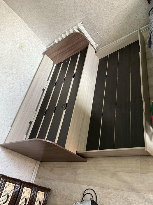 Продается детский кровать двухярусная