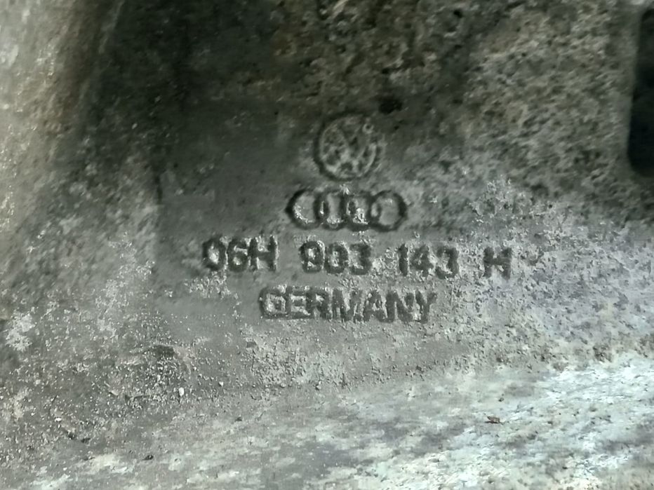 Racitor ulei termoflot 06H903143H Audi A4 B8/8K (2007 - 2011) 2.0 tdi CAGB