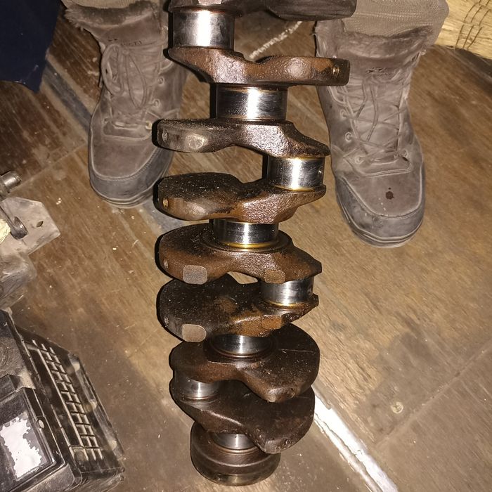 Коленвал на Мерс 124/190