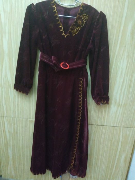 Корейский вильюр кўйлак.разм.44.