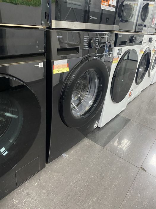 Сива пералня Samsung WW5000.9 kg.Wi-Fi