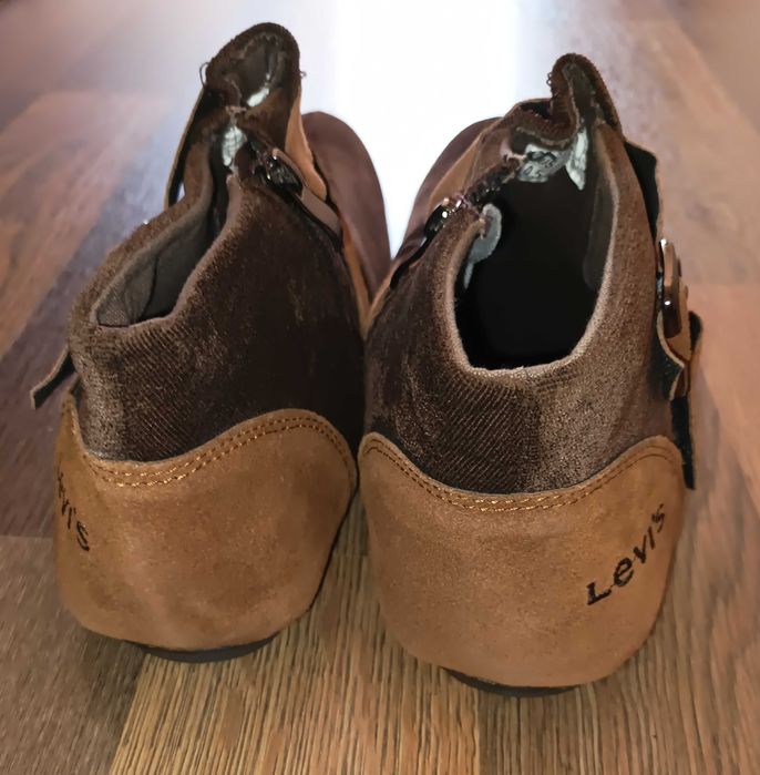 Ниски боти Levi`s, номер 44