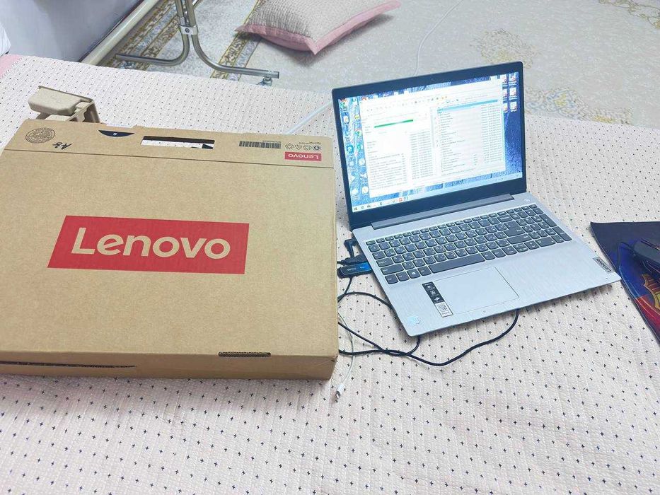 Ноутбук Lenovo сатылады