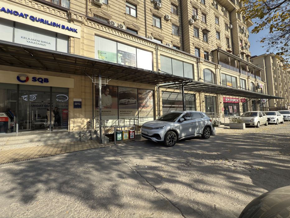 Сдается помещение на Паркентском, под коммерцию 720м2