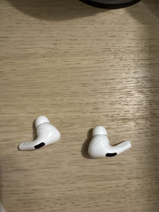 Air Pods Pro 1st generation.