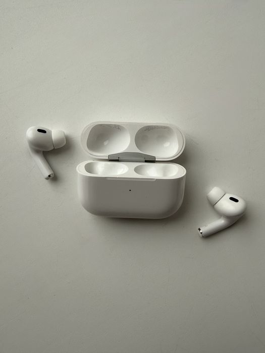 AirPods Pro (2nd generation), б/у