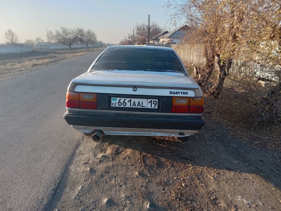 Продам Ауди 100С3 седан  об.2.3