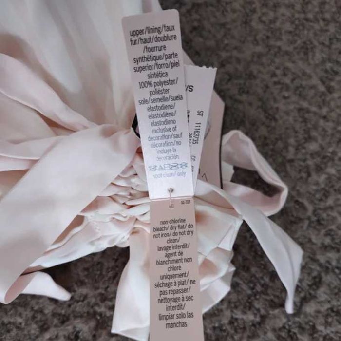 Victoria’s Secret сатенени пантофи с розови райета със сатенена чанта