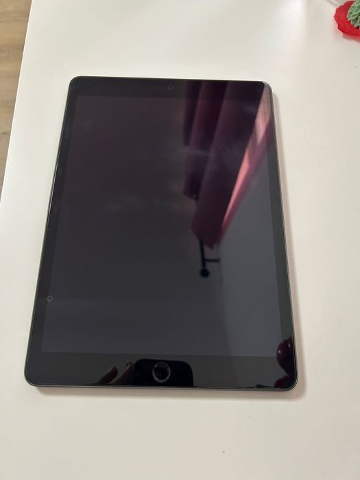 Apple iPad 9 (2021), 10.2", 64 GB, Wi-Fi, Space Gray