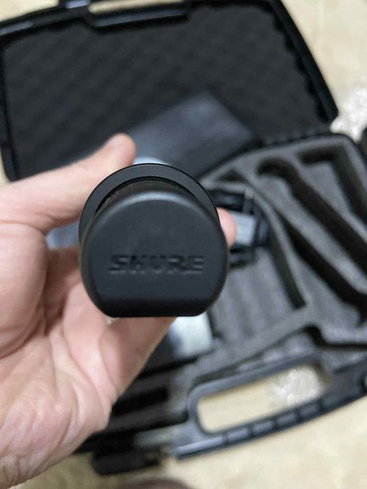 Microfon ULX D2 si Compresor de voce