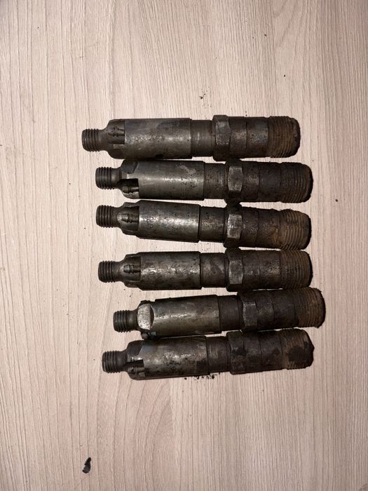 Продам форсунки мерс w140 606 движ дизель