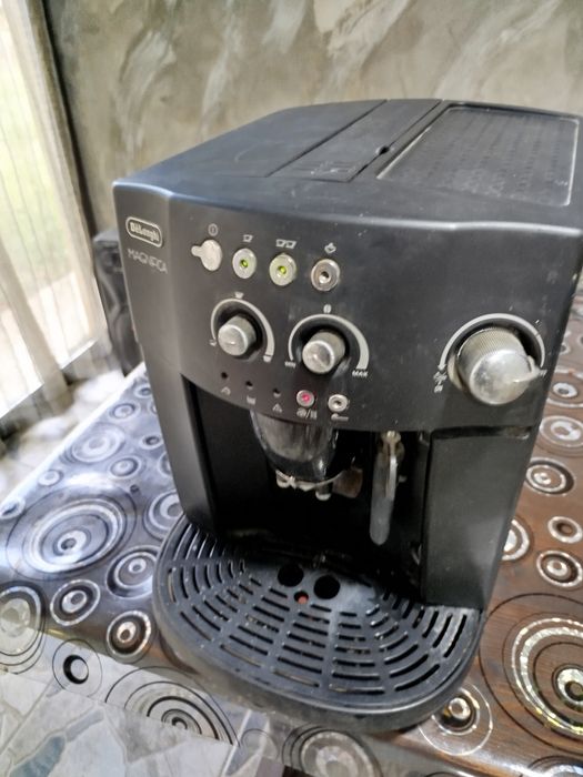 Делонги магнифика