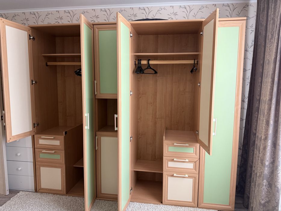 шкаф  в спальню