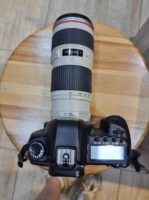 Продается фотоаппарат Canon 5D Mark II в отличном состоянии