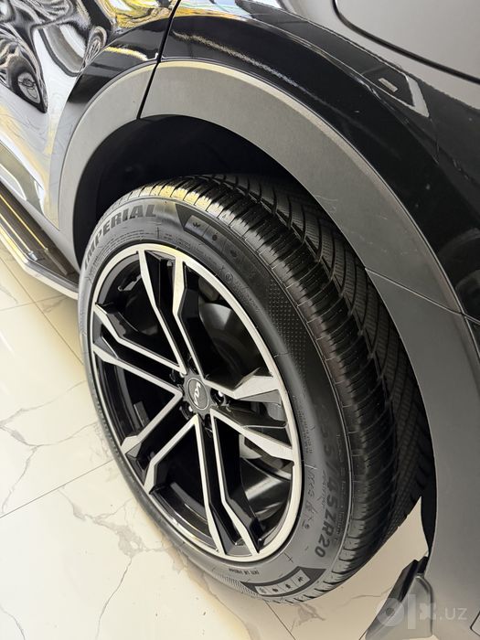 Kia Sorento 2022 Qora toza 7 orindiqli