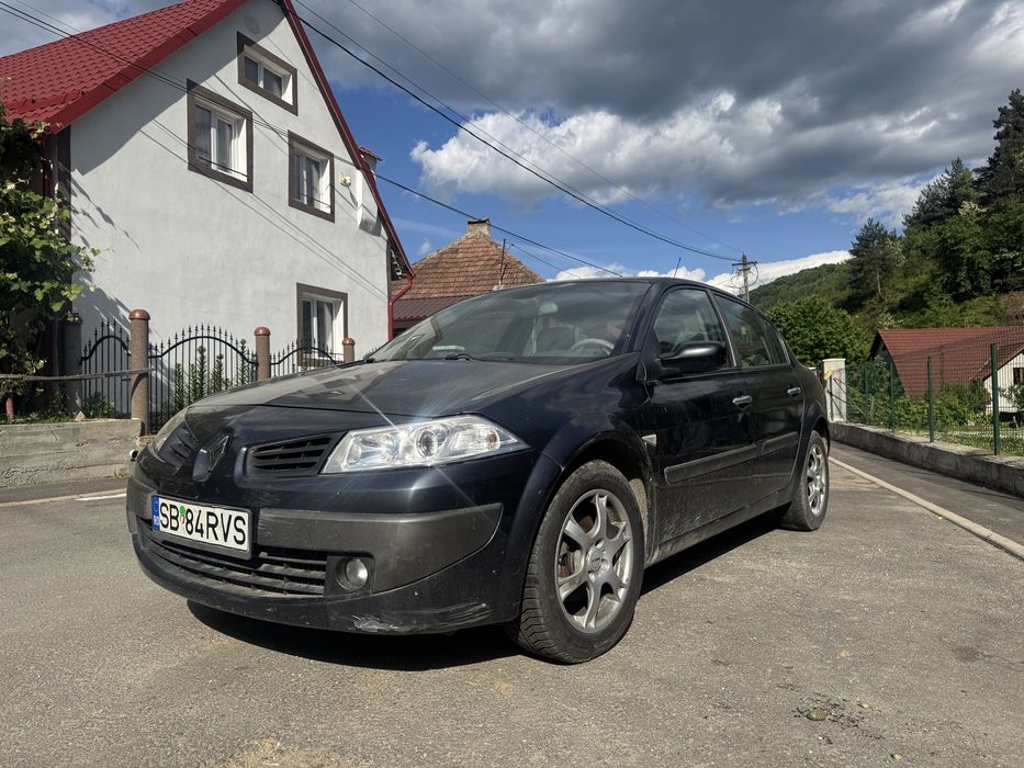 RENAULT Megane