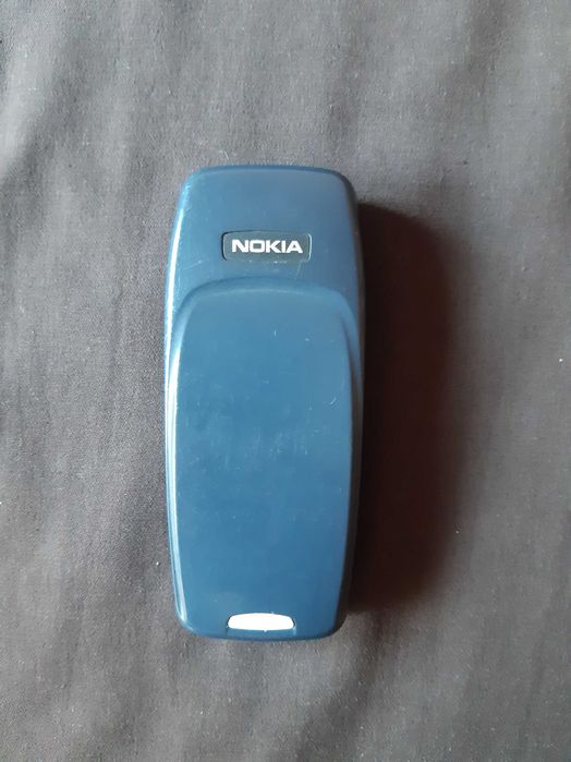 NOKIA 3310 мобилен телефон работещ, без батерия и зарядно у-во
