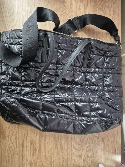 Черна чанта Calvin Klein