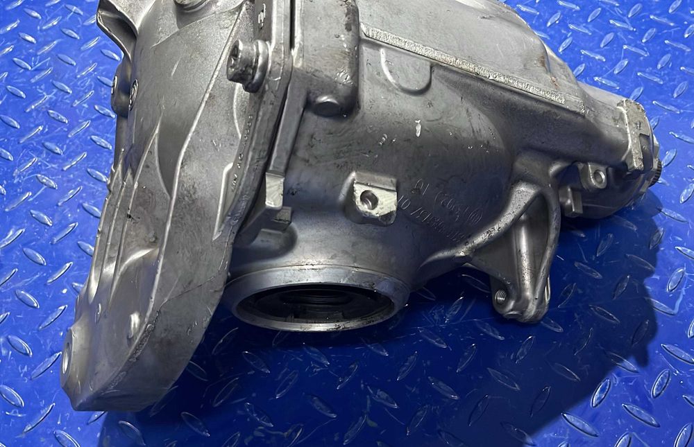 Diferential spate BMW xDrive 8643137-01