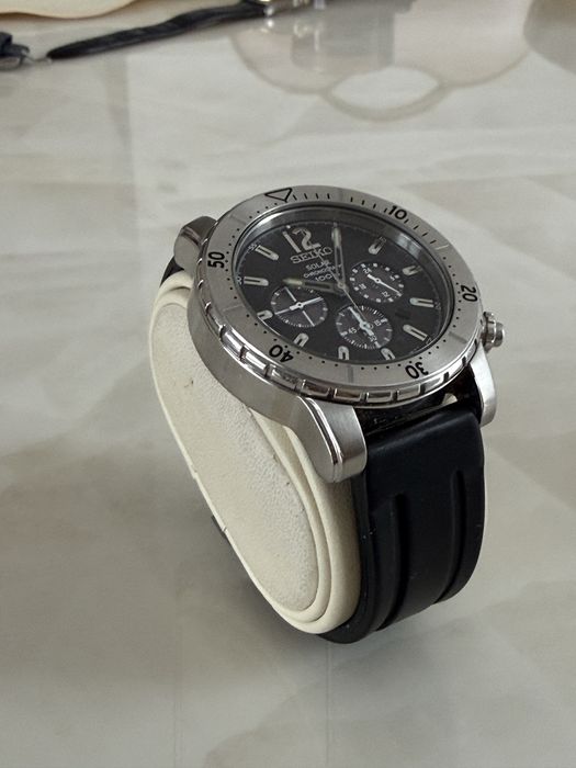 Seiko Chronograph V170 Solar
