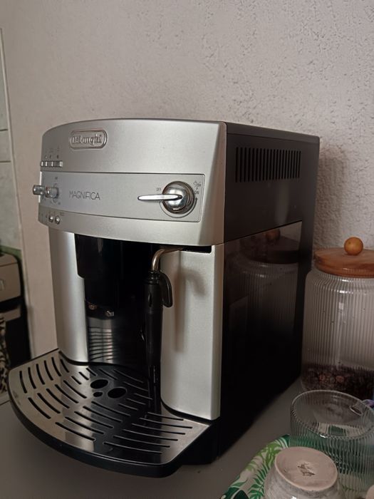 Кафемашина DeLonghi Magnifica ESAM 3200