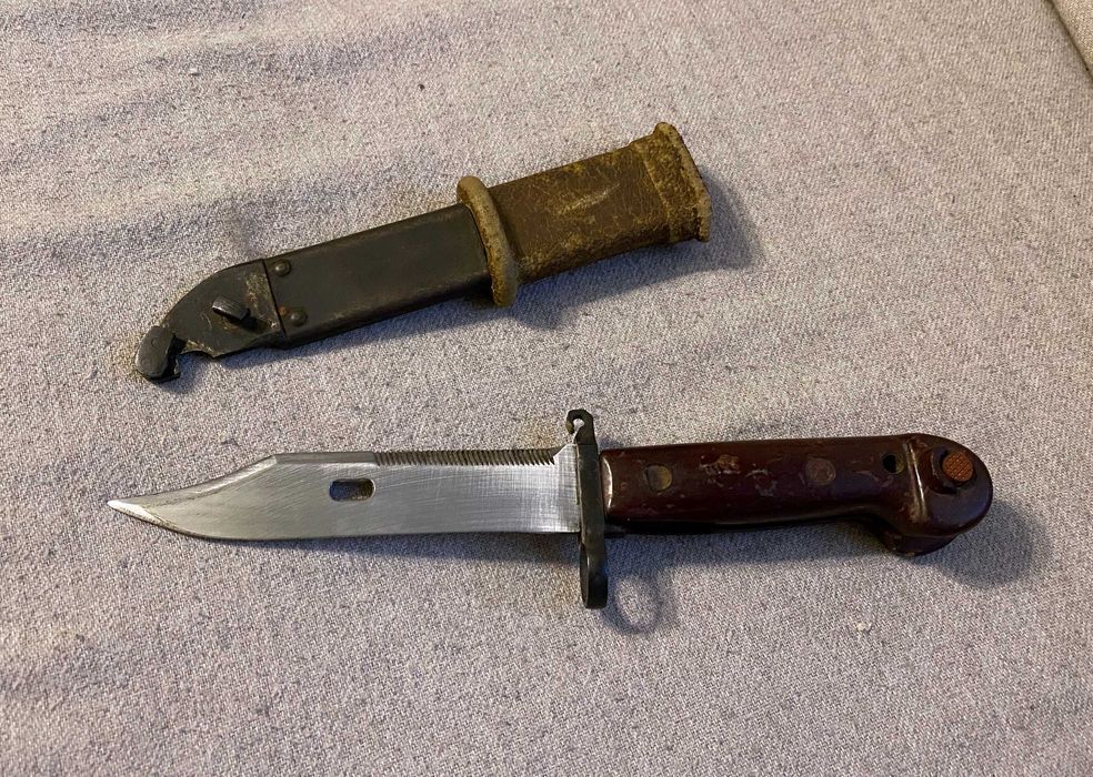 Baioneta militara AKM AK47 Kalasnikov - Armata Romana - originala