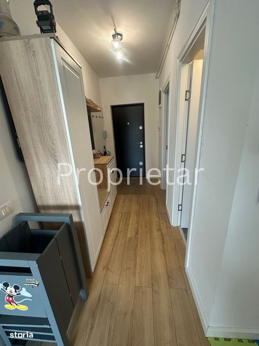 Persoana fizica vand apartament 3 camere 65.6mp cu doua parcari