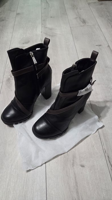 Зимни боти GIVANA  Нови