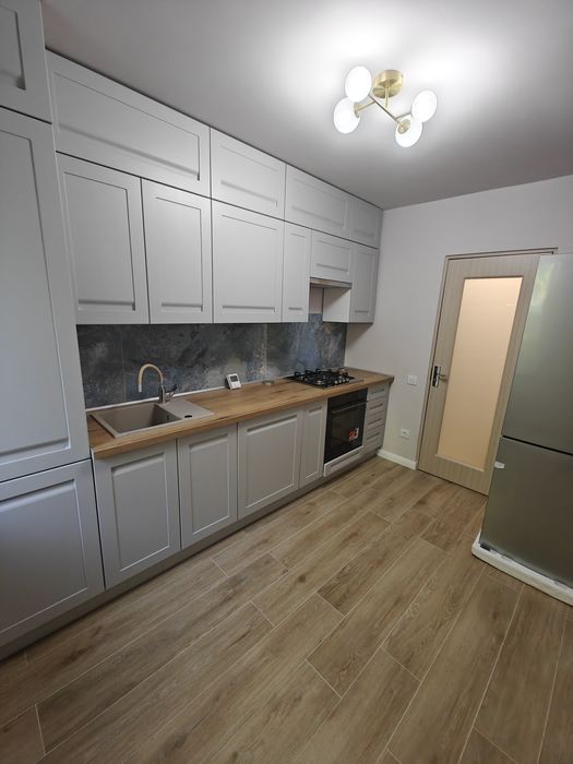 Închiriez apartament cu 3 camere in cart. Gheorgheni