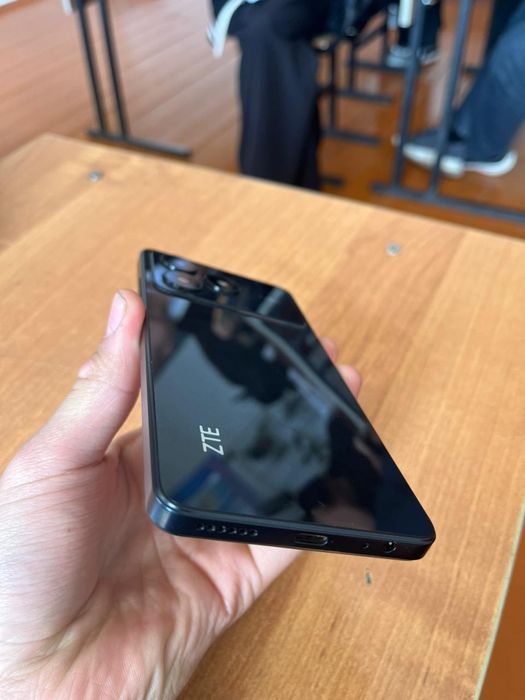 ZTE A36 64гигабайт