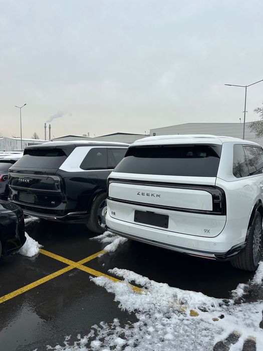 Zeekr 9X Ultra 2025