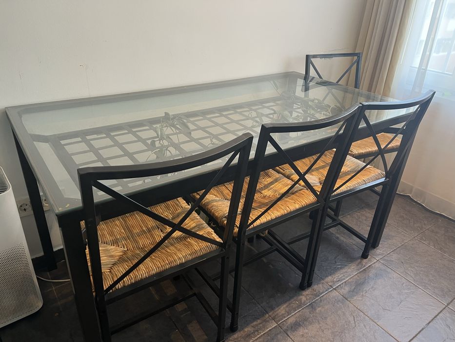 Set masa si 4 scaune IKEA