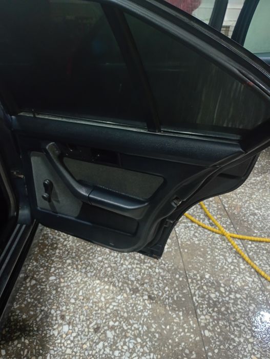 Продам машину бмв е34