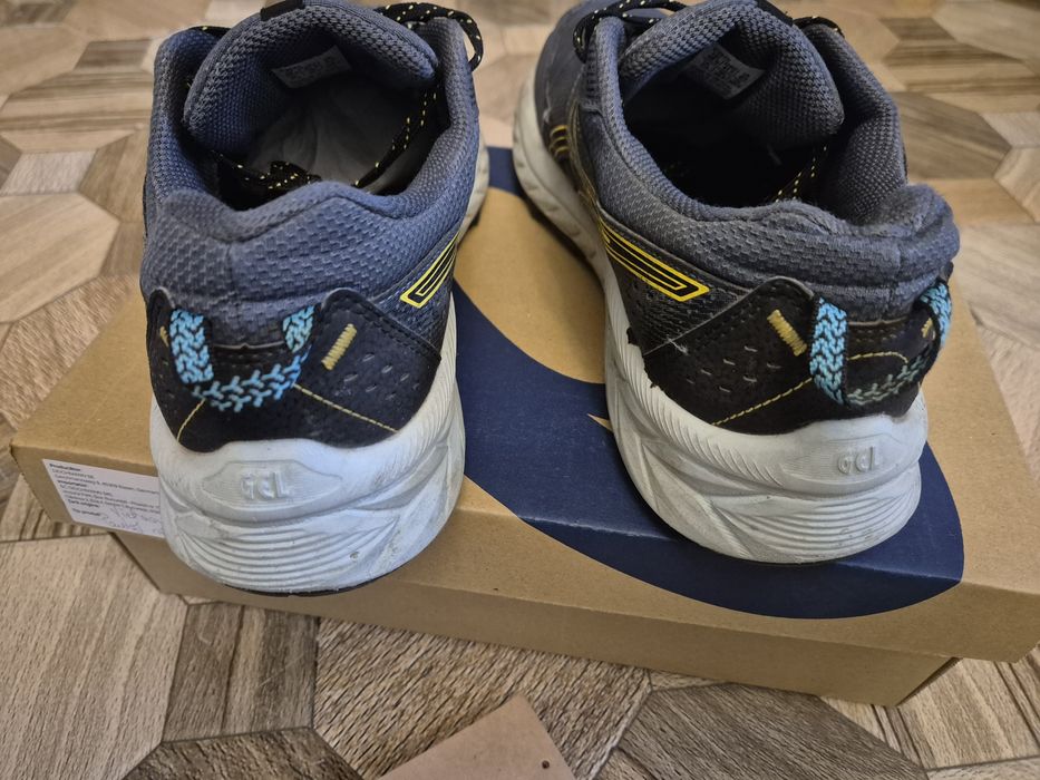 Adidas Acis nr 41 originali